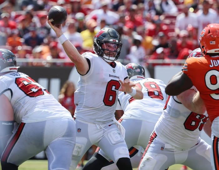 Baker Mayfield passes for 317 yards and a touchdown to lead the Buccaneers past the Bears in Week 2.